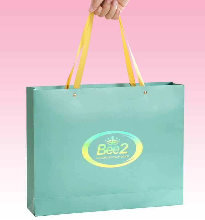 custom luxury Paper Bag supplier with holographic logo printing