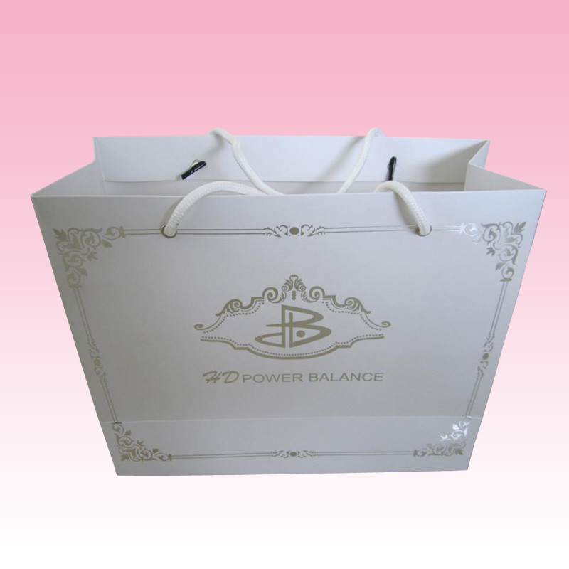 custom white paper gift handle bags wholesale printing manufacturer